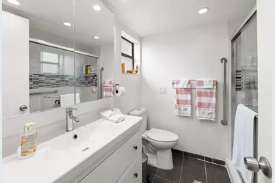 10442 Sunrise Lakes Boulevard #212, Sunrise, FL 33322 - Photo 15