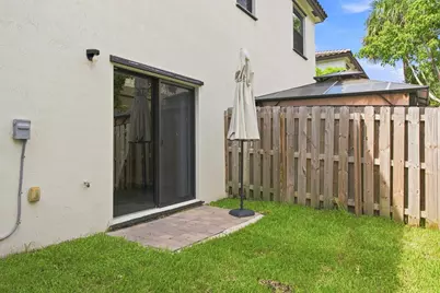 1434 SW 54th Avenue, North Lauderdale, FL 33068 - Photo 31