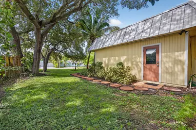 2425 Niki Jo Lane, Palm Beach Gardens, FL 33410 - Photo 7