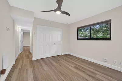 2425 Niki Jo Lane, Palm Beach Gardens, FL 33410 - Photo 15