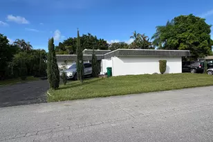 5603 White Cedar Ln, Tamarac, FL 33319 - Photo 1