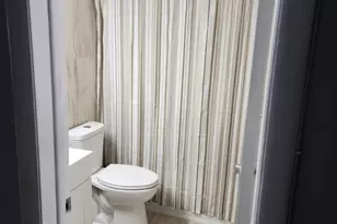 2000 NE 51st Ct, Fort Lauderdale, FL 33308 - Photo 23