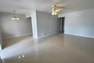 2000 NE 51st Ct, Fort Lauderdale, FL 33308 - Photo 3