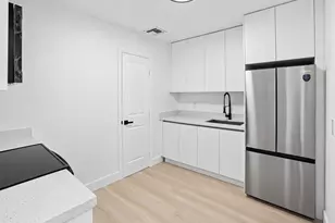 801 NW 105th St, Miami, FL 33150 - Photo 1