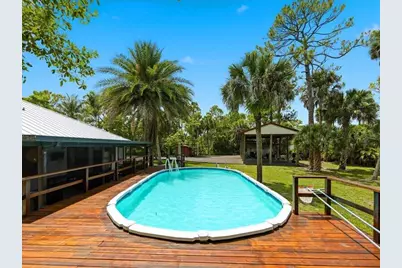 17857 N 82nd Road N, The Acreage, FL 33470 - Photo 27