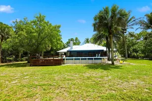 17857 N 82nd Road N, The Acreage, FL 33470 - Photo 25