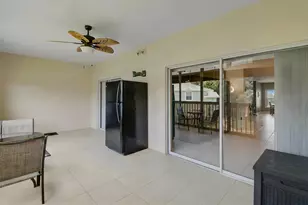 2129 SE Wild Meadow Cir, Port Saint Lucie, FL 34952 - Photo 35