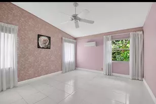 8261 Lake Cypress Rd, Lake Worth, FL 33467 - Photo 9