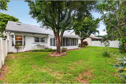 8261 Lake Cypress Road, Lake Worth, FL 33467 - Photo 23