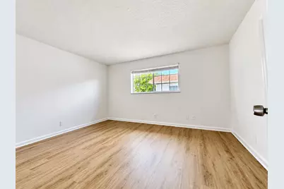 1651 NE 33rd Street #Apt 1, Pompano Beach, FL 33064 - Photo 5