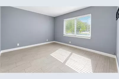 1950 N Andrews Avenue #d109, Wilton Manors, FL 33311 - Photo 11
