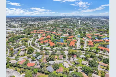 432 SW Natura Avenue, Deerfield Beach, FL 33441 - Photo 43