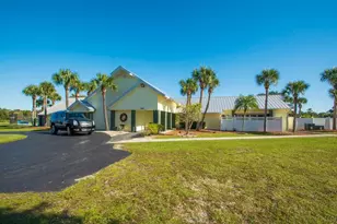 329 21st Rd SW, Vero Beach, FL 32962 - Photo 7
