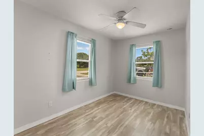 329 21st Road SW, Vero Beach, FL 32962 - Photo 5