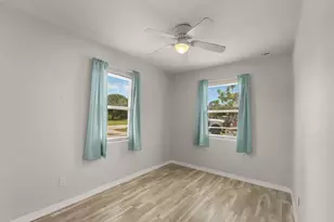 329 21st Rd SW, Vero Beach, FL 32962 - Photo 5
