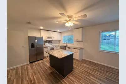 286 SW Kentwood Road, Port Saint Lucie, FL 34953 - Photo 5