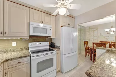 806 SE 7th Street #201, Deerfield Beach, FL 33441 - Photo 13