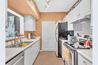 3020 NE 32nd Avenue #611, Fort Lauderdale, FL 33308 - Photo 5