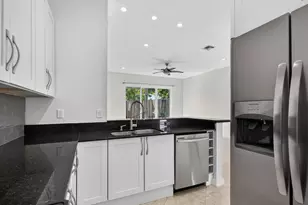 11 NE 20th Ave, Pompano Beach, FL 33060 - Photo 13