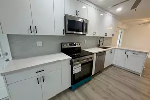 8630 NW 24th Ct, Sunrise, FL 33322 - Photo 21