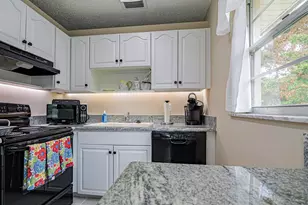 27 Pine Arbor Ln, Vero Beach, FL 32962 - Photo 15