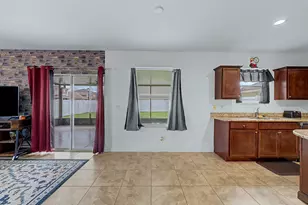 416 Seafoam Cir, Fort Pierce, FL 34945 - Photo 11