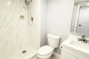 3300 W Rolling Hills Cir, Davie, FL 33328 - Photo 9