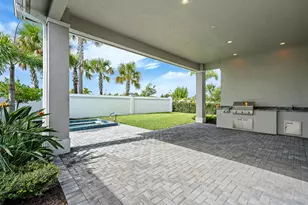 9901 Regency Wy, Palm Beach Gardens, FL 33412 - Photo 3