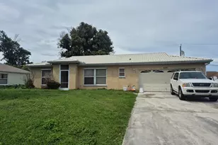 435 SW Kabot Ave, Port Saint Lucie, FL 34953 - Photo 1