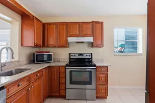2825 SW 22nd Ave, Delray Beach, FL 33445 - Photo 3
