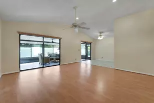 77 Ironwood Way N, Palm Beach Gardens, FL 33418 - Photo 13