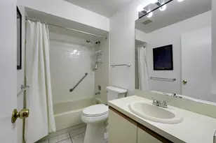 77 Ironwood Way N, Palm Beach Gardens, FL 33418 - Photo 29