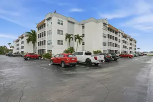 1516 S Lakeside Dr, Lake Worth Beach, FL 33460 - Photo 9