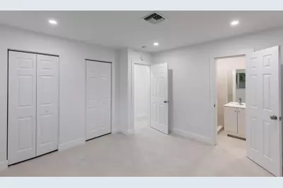 31 NE 28th Court, Wilton Manors, FL 33334 - Photo 25