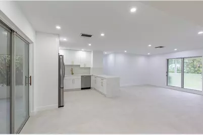 31 NE 28th Court, Wilton Manors, FL 33334 - Photo 11