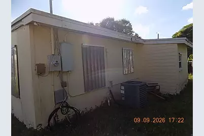 3900 Orange Street, Lantana, FL 33462 - Photo 5