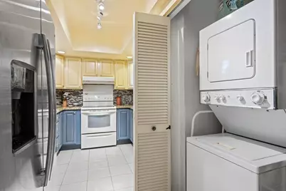 3930 Inverrary Boulevard #608-D, Lauderhill, FL 33319 - Photo 25