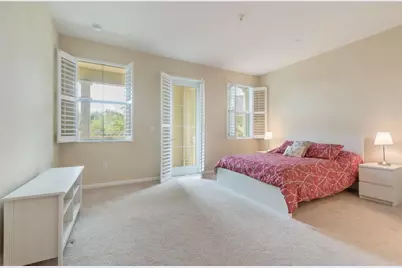 8289 Cascada Isles Drive, Hollywood, FL 33024 - Photo 13