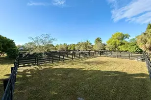 16493 Rustic Rd, Wellington, FL 33470 - Photo 11