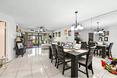 3385 Lucerne Park Drive, Greenacres, FL 33467 - Photo 5