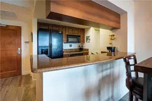 347 N New River Dr E, Fort Lauderdale, FL 33301 - Photo 9
