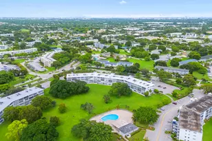 1017 Berkshire A, Deerfield Beach, FL 33442 - Photo 27