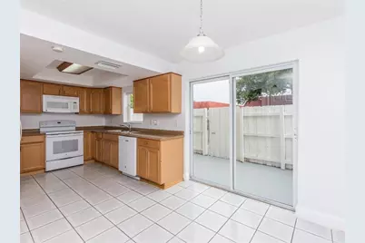 7918 Kimberly Boulevard #Unit 304, North Lauderdale, FL 33068 - Photo 9