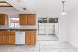 7918 Kimberly Blvd, North Lauderdale, FL 33068 - Photo 11