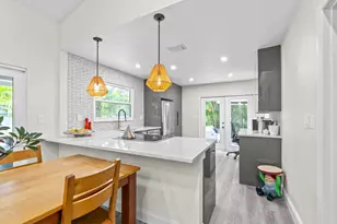 2474 Bedford Mews Dr, Wellington, FL 33414 - Photo 11