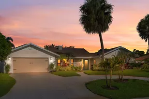 14 SE Paddock Cir, Tequesta, FL 33469 - Photo 3