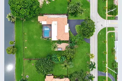 711 NW 45th Avenue, Coconut Creek, FL 33066 - Photo 3