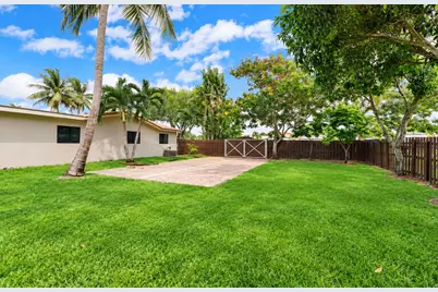 711 NW 45th Avenue, Coconut Creek, FL 33066 - Photo 27
