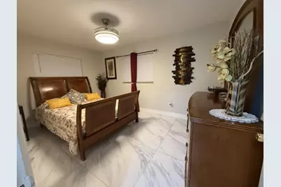 1082 SW Bellevue Avenue, Port Saint Lucie, FL 34953 - Photo 13