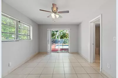 3427 NW 37th Street, Lauderdale Lakes, FL 33309 - Photo 15